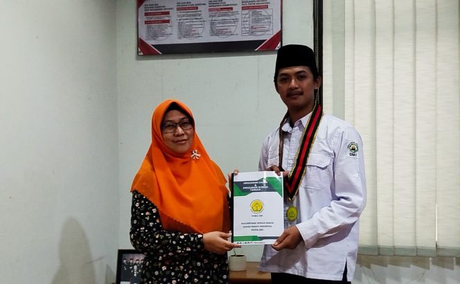 
					Bahas Sinergi Program Remaja Masjid, PRIMA DMI Jabar Jalin Silaturahmi dengan Hj. Ledia Hanifa