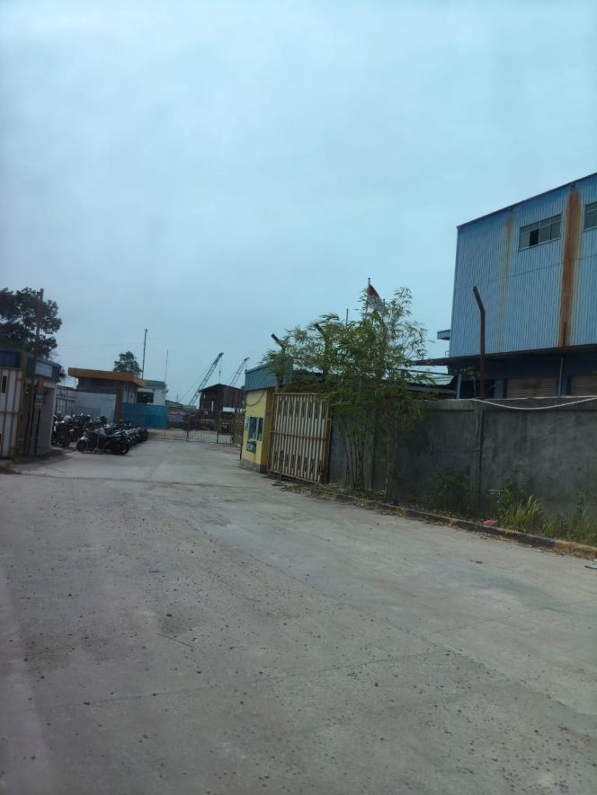 
					Diduga pelabuhan Jalur Tikus, Galangan Kapal di Batam Disorot