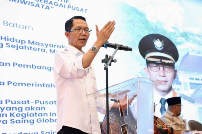 
					Amsakar Tekankan Skala Prioritas Pembangunan Batam di Tengah Keterbatasan APBD