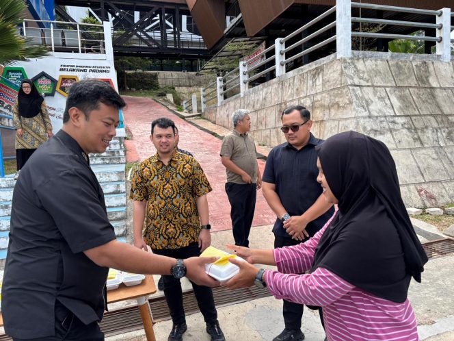 
					Kantor Imigrasi Kelas II TPI Belakang Padang Gelar Kegiatan Jumat Berkah