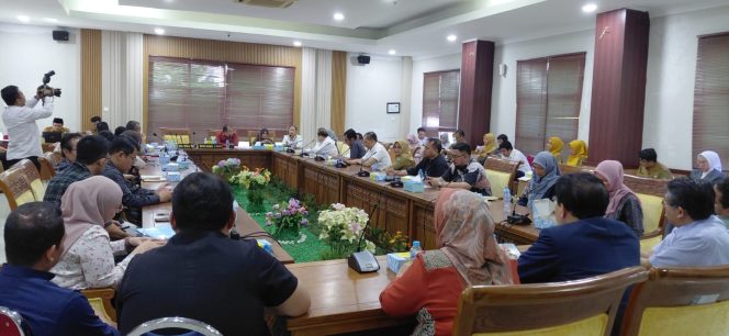 
					DPRD Batam RDPU dengan 22 Rumah Sakit, Minta Tak Ada Lagi Kendala Berobat Warga Ber-KTP Batam