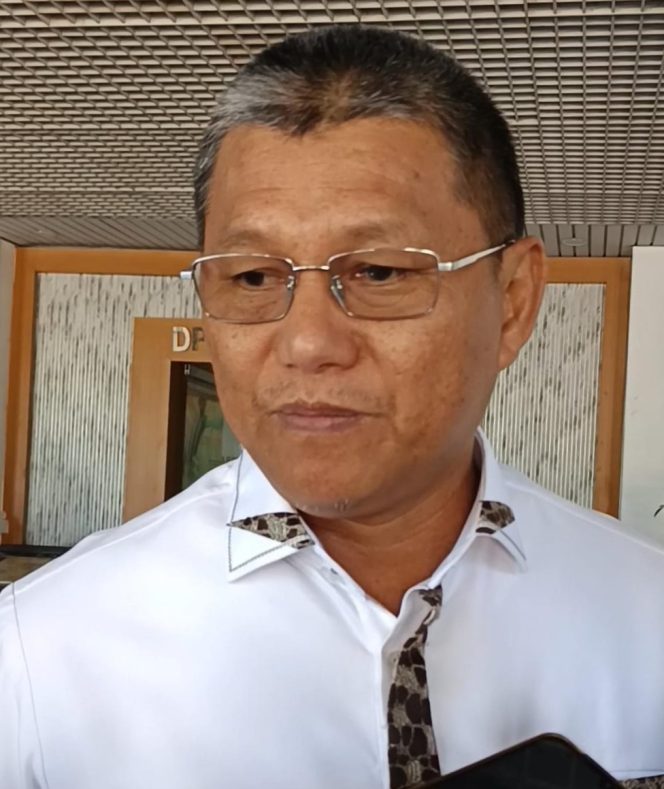 
 Sekda Batam Janji Tuntaskan Persoalan Sampah, Akui Kadis DLH Sulit Dihubungi