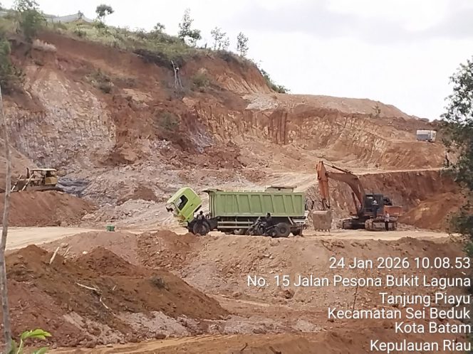 
					Aktivitas Pematangan Lahan di Perumahan Pesona Bukit Laguna Residen,Tanjung Piayu, Digaungkan Ilegal