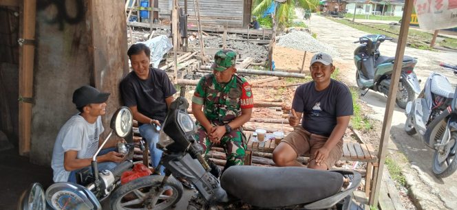 
					Babinsa Koramil 06/Kateman Edukasi Bahaya Narkoba di Desa Tanjung Raja