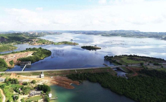 
					Volume Air Waduk Menyusut, Krisis Air Bersih Berpotensi Meluas