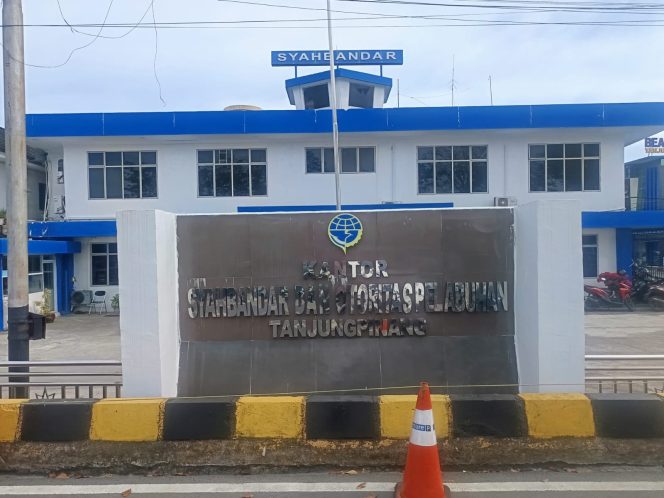 
					KSOP Sebut Bongkar Muat Malam Hari Tak Dianjurkan, Namun Terjadi di Pelabuhan Dompak