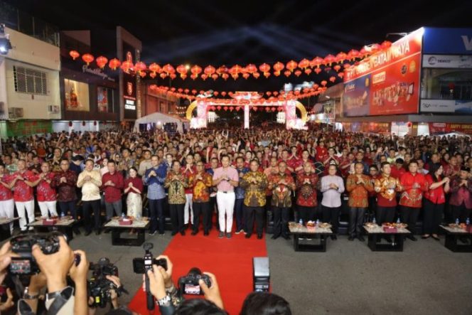 
					Mentrans Serahkan 16 Kapal Nelayan di Rempang, Dorong Transmigrasi Berbasis Ekonomi Produktif