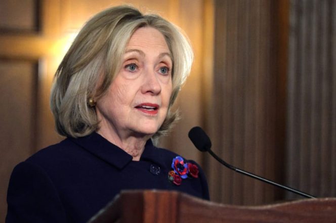 
 Hillary Clinton menuduh pemerintahan Trump melakukan ‘penutupan’ kasus berkas Epstein dalam sebuah wawancara BBC.