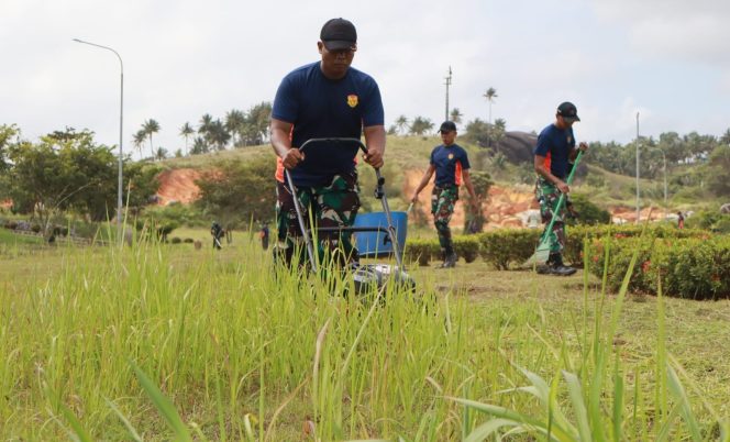 
					Jelang Ramadhan, Arhanud 14 Pasgat Bersihkan Masjid Agung Baitul Izzah Natuna
