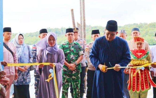 
					Momen Safari Ramadhan Perdana Bupati Bintan Ditandai Peresmian Masjid Besar Jannatul Bahri