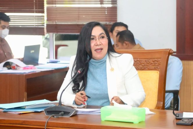 
					Estimasi Minimal Parkir Batam Tembus Rp. 40 Miliar per Tahun, Ruslan Sinaga Desak Audit Terbuka