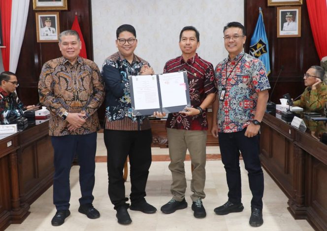
 Pemko Batam dan Pemko Surabaya Tandatangani Nota Kesepahaman Empat Bidang Strategis untuk Perkuat Layanan Publik