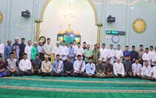 
					Safari Ramadan, WaliKota Tanjungpinang: Fokus Ibadah dan Berpuasa Menuju Hari Kemenangan