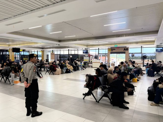 
					Operasi Ketupat Seligi 2026 Pengamanan dan Pelayanan di Bandara Hang Nadim Pada Hari Ke-3 Lebaran