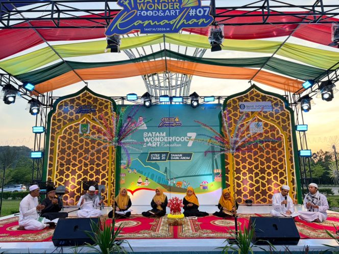 
					Kadisbudpar; Tradisi Khataman Al-Qur’an bisa jadi Warisan Budaya Tak Benda Batam (WBTB) Kota Batam.