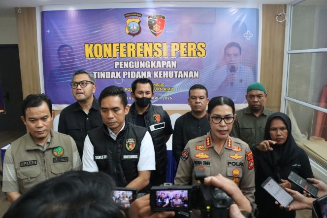 
					Polda Kepri Ungkap Tindak Pidana Kehutanan Terkait Penguasaan 294 Hektar Lahan Konservasi di Taman Buru Rempang