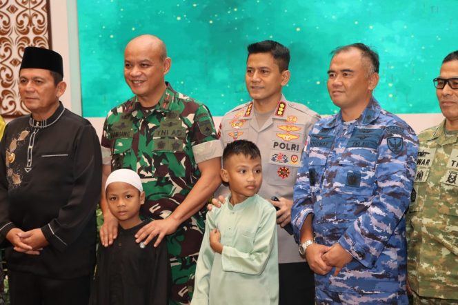 
					Hadiri Layanan Pembayaran Zakat, Kapolresta Tanjungpinang: Zakat untuk Kesejahteraan