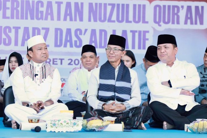 
					Wali Kota Batam, Amsakar Achmad, menghadiri Silaturahmi Kebangsaan dan Peringatan Nuzululqur’an 1447 Hijriah yang digelar Polresta Barelang di halaman Mapolresta Barelang, Sabtu (7/3/2026).