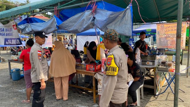 
					Pengamanan Pasar Tumpah Ramadhan: Polsek Belakang Padang Pastikan Situasi Kondusif