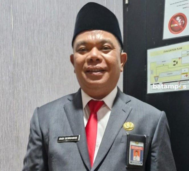
					Kepala Kemenag Kota Batam, Budi Dermawan.