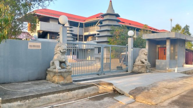 
					Vihara Purnama Mahayana Diduga Adanya Eksploitasi Anak, Kapolda Kepri Bereaksi!