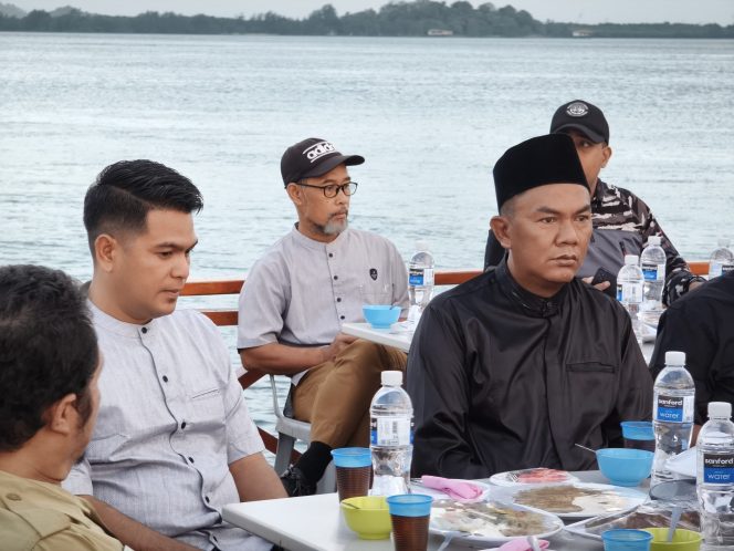 
					Tingkatkan Silaturahmi, Manager PLN ULP Belakang Padang dan Jajaran Hadiri Buka Bersama USPIKA Belakang Padang