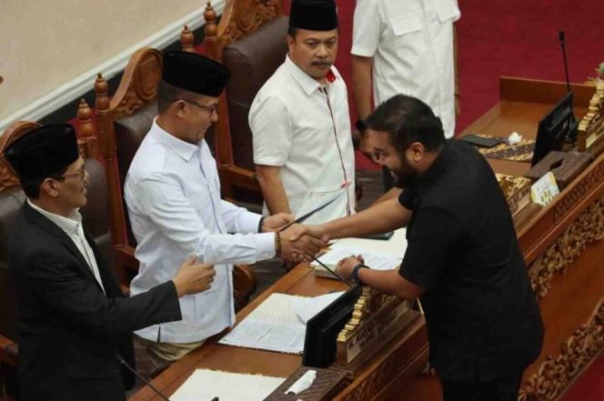 
					Bahas Ranperda PSU Perumahan, DPRD Batam Beri Waktu Tambahan 60 Hari ke Pansus