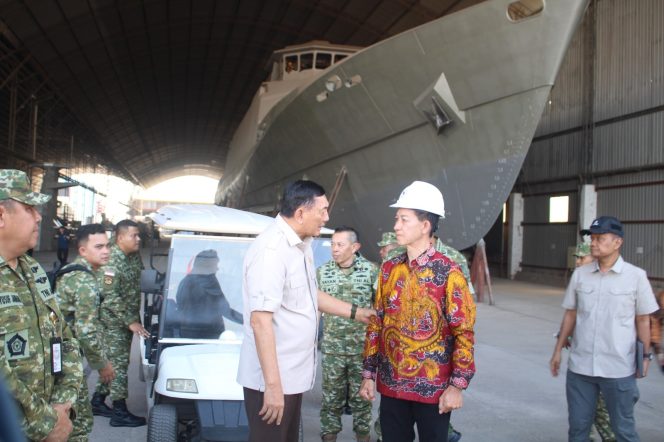 
					Menhan ke Batam, Pastikan Proyek Alutsista dan Penguatan Industri Nasional