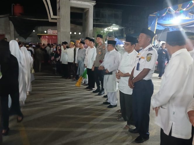 
					Open House Gubernur Kepri di Gedung Daerah Jalan Hantua Disambut Antusias Warga