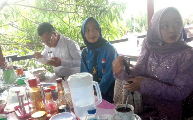 
 Bupati Aneng Ingatkan Tantangan Gen Z di Era Digital, Kreatif Tapi Rentan Tekanan Mental