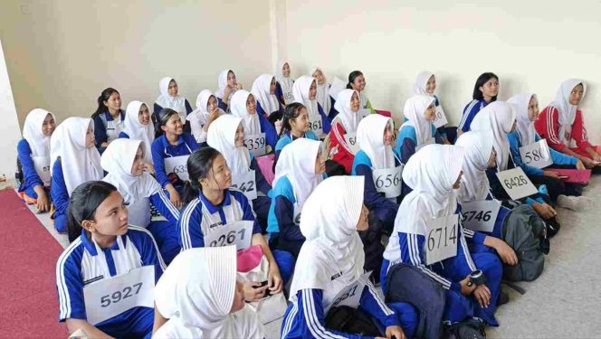 
					163 Calon Paskibraka Tanjungpinang Jalani Tes Kesehatan