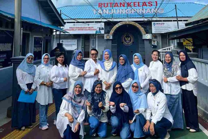 
 Sambut Hari Kartini, GOW Kota Tanjungpinang Gelar Aksi Sosial Bersama Warga Binaan Rutan Kelas