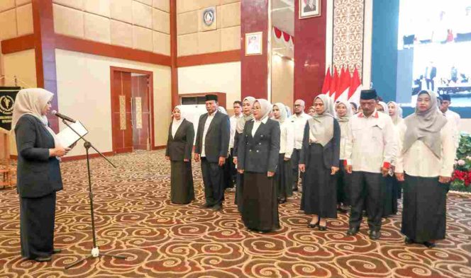 
					Dikukuhkan Sebagai Ketua YKI, Weni Lis Darmansyah Siap Perkuat Edukasi Kepada Masyarakat