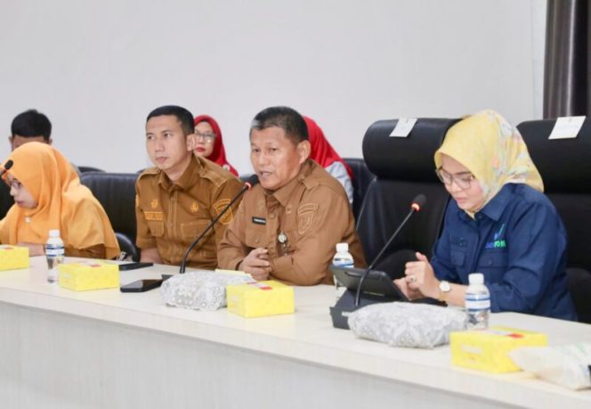 
					Pembukaan Advokasi Program Gerakan Masyarakat Sadar Pangan Aman (GERMAS SAPA) Tahun 2026 oleh Sekretaris Daerah Kota Batam, Firmansyah, di Kantor Wali Kota Batam. 
