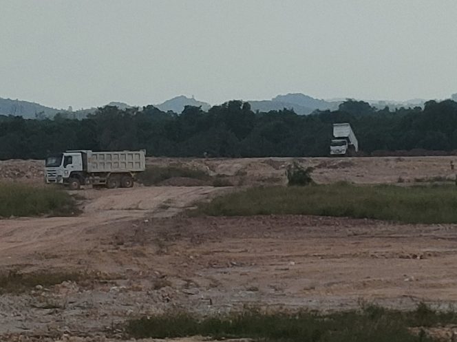 
					Cut and Fill di Villa Mukakuning Luluh Lantahkan Hutan Mangrove, Diduga Belum Kantongi Ijin