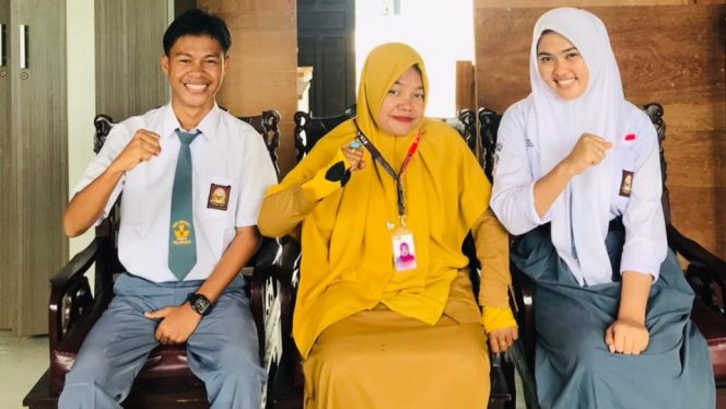
 Dua Pelajar SMAN 1 Pelangiran Siap Ikuti Ajang Duta Remaja Indragiri Hilir 2026