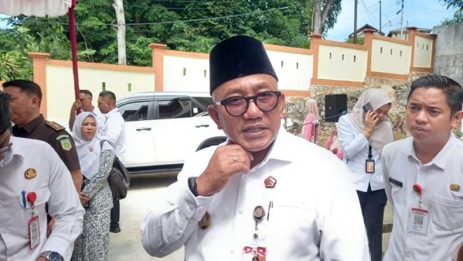 
					Wali Kota Tanjungpinang, Lis Darmansyah, saat diwawancarai soal pengalihan aset Dendang Ria, Rabu (8/4/2026)