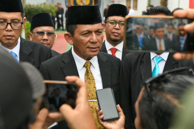
					Berita Gembira Buat Mahasiswa Kepri, Kuota Beasiswa 2026 Ditingkatkan Untuk Mahasiswa Tak Mampu