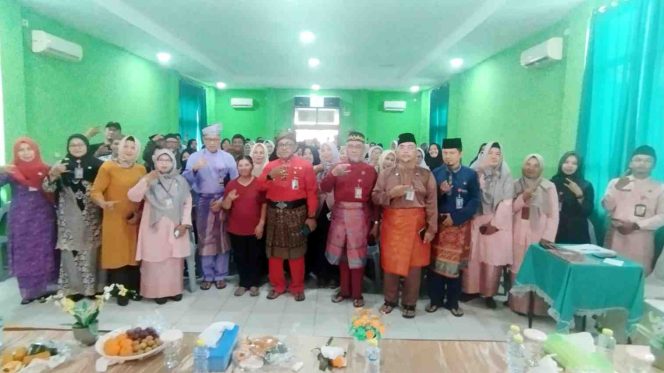 
 Ciptakan Generasi Emas, Wali Kota Lis Ajak Orang Tua Siswa Komitmen Berikan Perhatian Kepada Anak