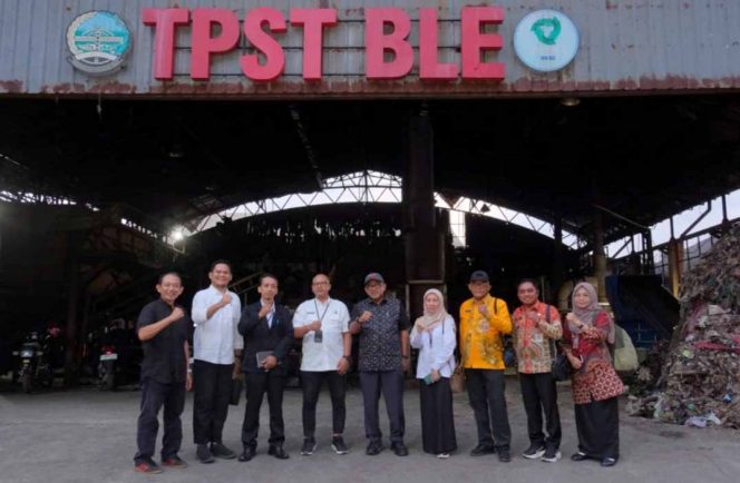 
 Wali Kota Lis Tertarik Konsep Waste to Money Banyumas dalam Pengelolaan Sampah