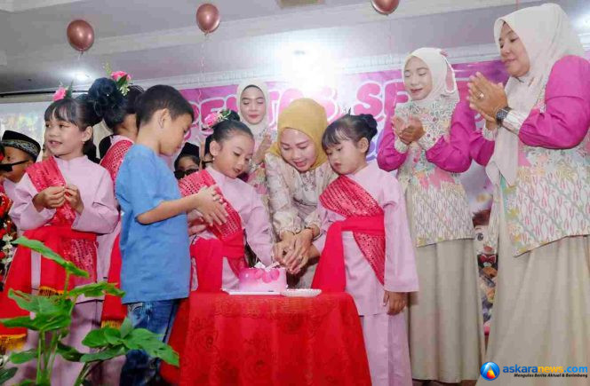 
 Anniversary Ke-13 TK Dhiya, Weni Tegaskan Penguatan Pendidikan Karakter dan Rencana Rehabilitasi