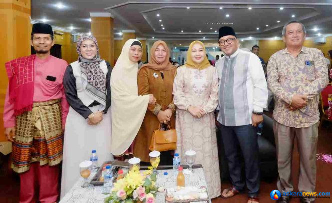 
 Hadiri Pentas Seni Anniversary Ke-13 TK Dhiya, Wali Kota Lis Tekankan Pentingnya Keseimbangan Pendidikan Anak di Era Digital
