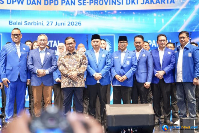 
 Uya Kuya Ketua PAN DKI Jakarta, Viva Yoga: Dia Populer dan Bergaya Anak Muda