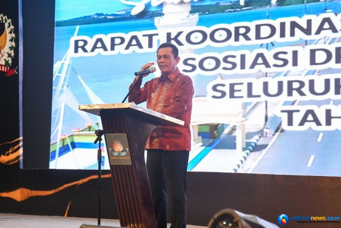 
 Gubernur Ansar Ahmad membuka secara resmi Rapat Koordinasi Wilayah Sumatera Asosiasi DPRD Kabupaten Seluruh Indonesia (Rakorwil ADKASI) yang dilaksanakan di Ballroom Hotel Pasific Palace Kota Batam, Sabtu (27/6/2026). 