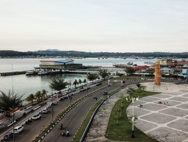 Kawasan Gurindam 12 Tanjungpinang yang diusulkan menjadi pusat peringatan Hari Anak Nasional tingkat Nasional tahun 2026 yang mengusung konsep Main Raya Anak Nusantara. 
