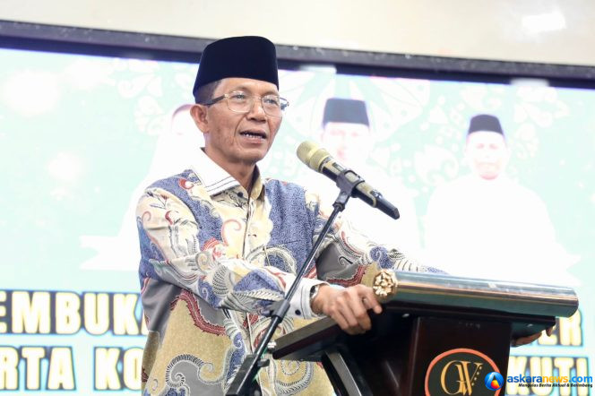 
 Wali Kota Batam, Amsakar Achmad, membuka TC kafilah Batam di Golden View Hotel, Kamis (25/6/2026). 