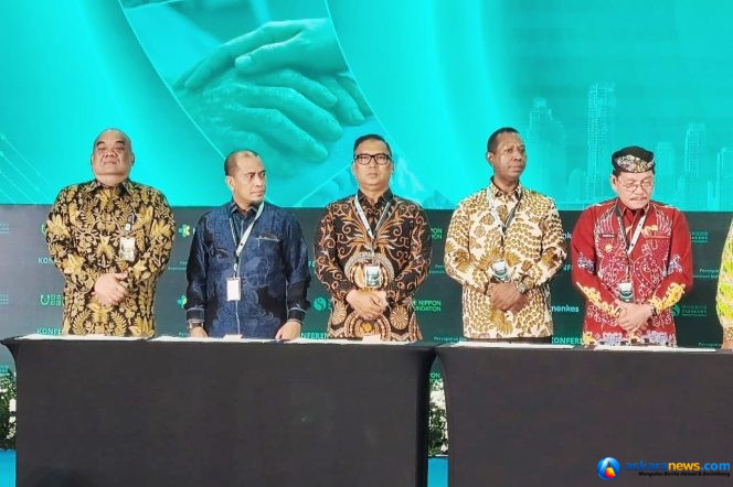 
 Wakil Gubernur Kepri, Nyanyang Haris Pratamura (tengah) menghadiri Konfrensi Nasional Kusta 2026 di Puri Agung Convention Hall, Hotel Grand Sahid Jaya, Jakarta Pusat, Jumat (10/7/2026).