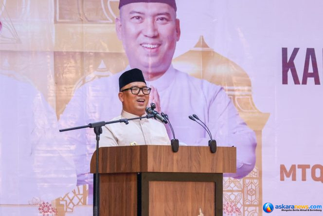 
 Wakil Gubernur Kepri, Nyanyang Haris Pratamura menyampaikan kata sambutan pada malam Ta'aruf Musabaqah Tilawatil Qur'an (MTQ) XII Tingkat Provinsi Kepulauan Riau Tahun 2026 di Hotel CK Tanjungpinang, Jumat (3/7/2026) malam. 