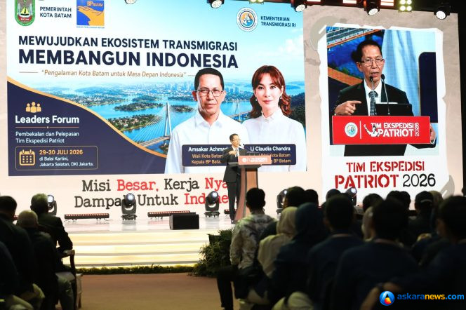 
 Wali Kota Batam, Amsakar Achmad, saat menjadi narasumber dalam Pelepasan Tim Ekspedisi Patriot Tahun 2026 yang digelar Kementerian Transmigrasi di Balai Kartini, Jakarta Selatan, Kamis (30/7/2026). 