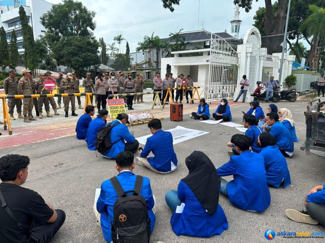 
 PMII Batam Gelar Pawai Hari Anak Nasional, Serahkan Rapor Merah untuk Pemko dan DPRD Kota Batam